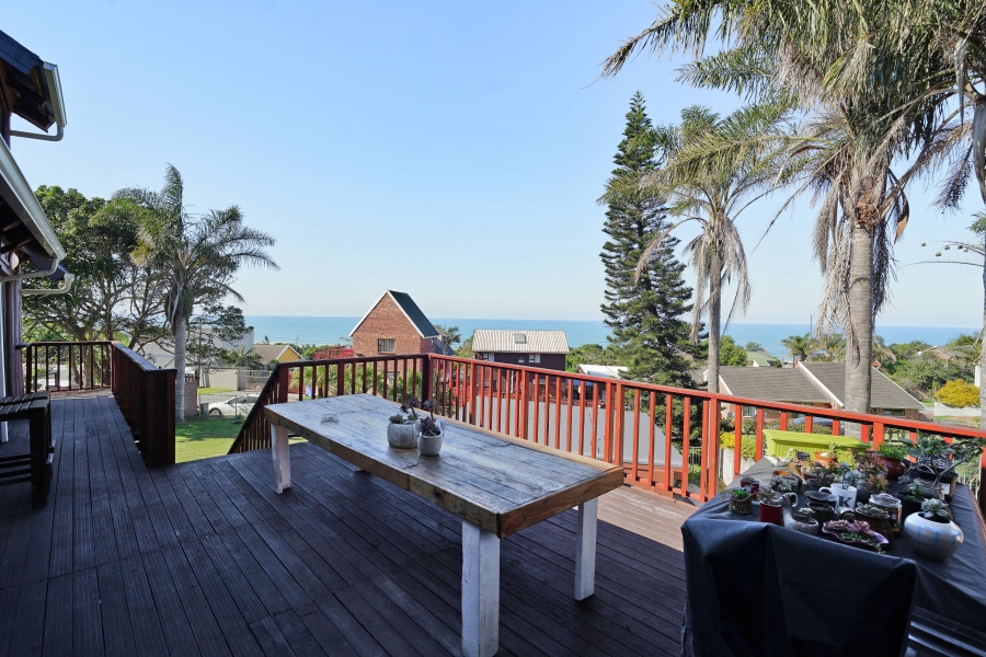 3 Bedroom Property for Sale in Winterstrand Eastern Cape